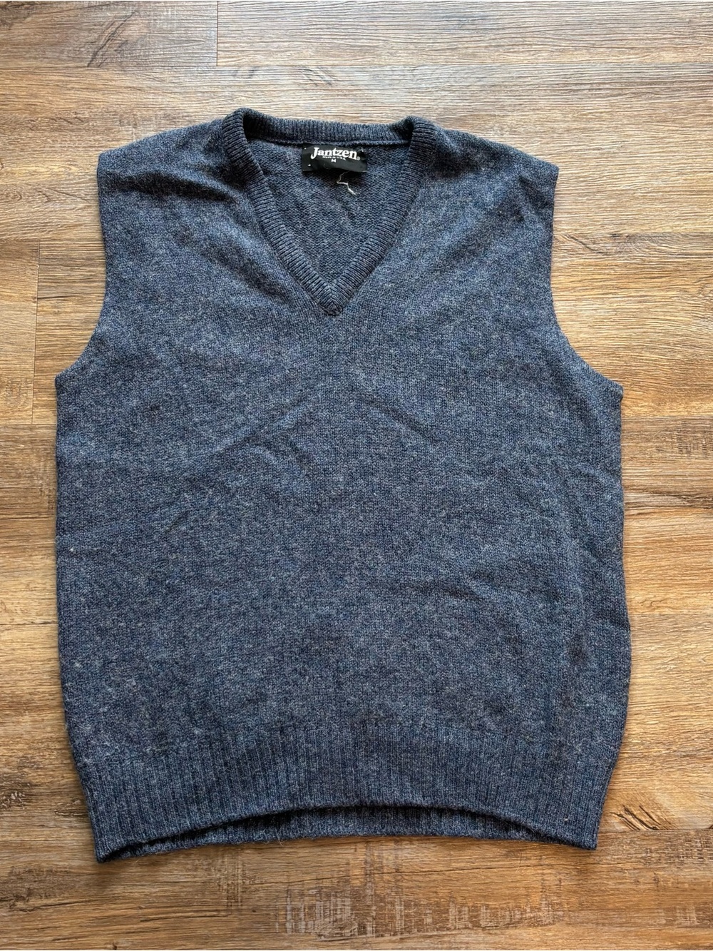 Vintage Jantzen Men’s Wool V-Neck Sweater Vest 90s 80s Made In U.S.A